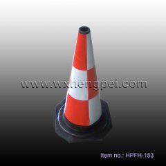 traffic cone/plastic traffic cone/safety cone/warning cone  (